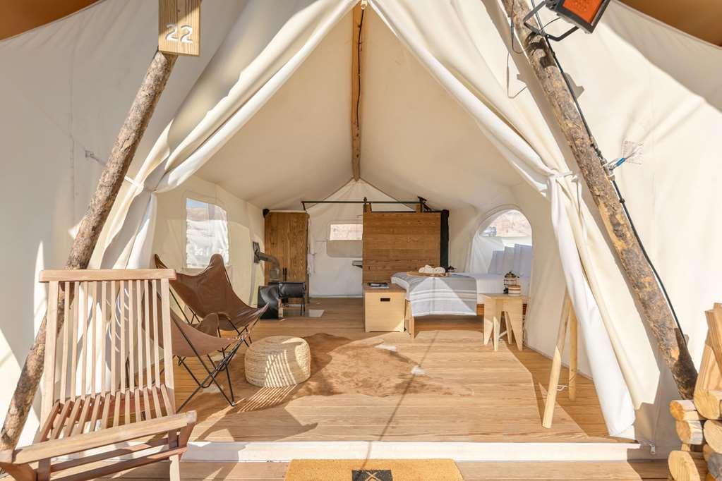 Under Canvas Moab Room photo