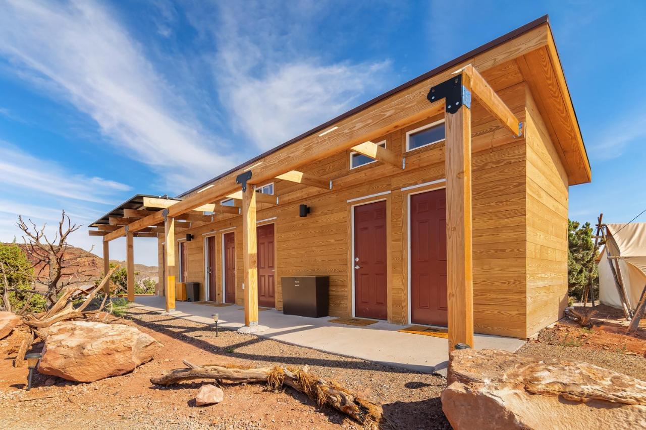 Under Canvas Moab Exterior photo