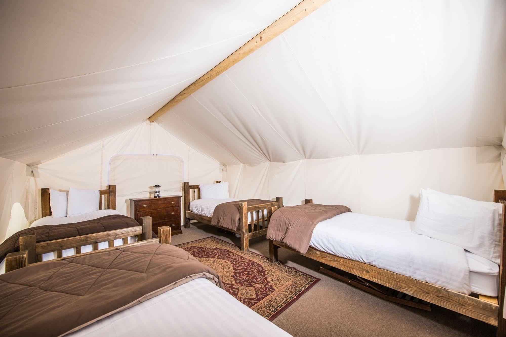 Under Canvas Moab Exterior photo
