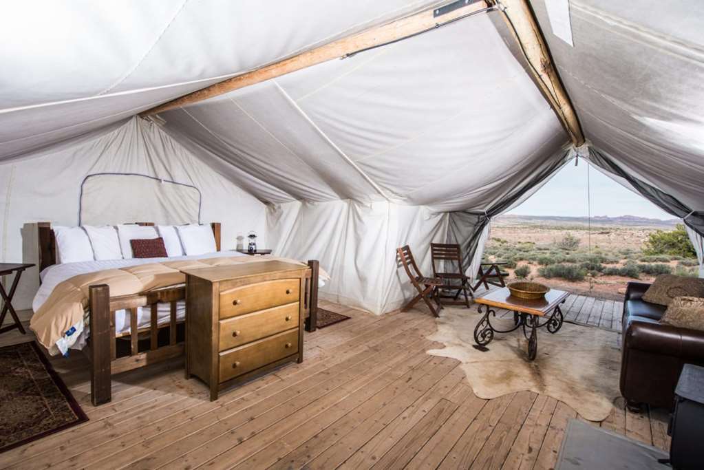 Under Canvas Moab Room photo
