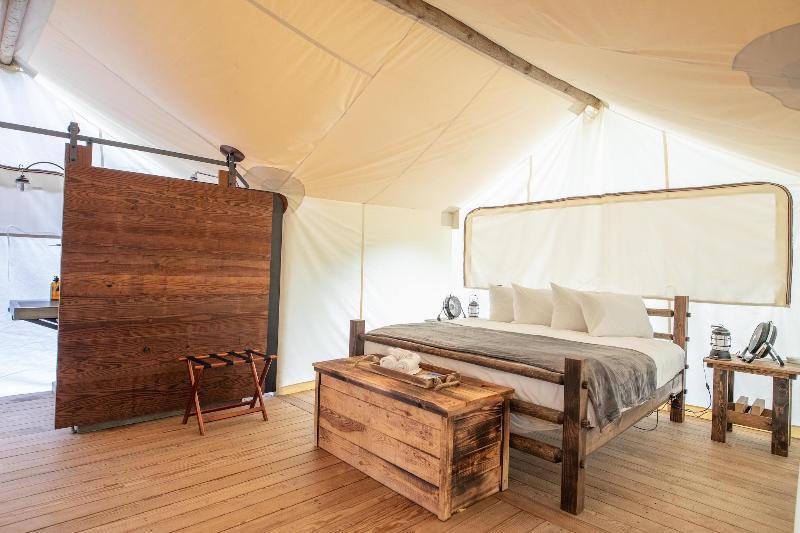 Under Canvas Moab Exterior photo